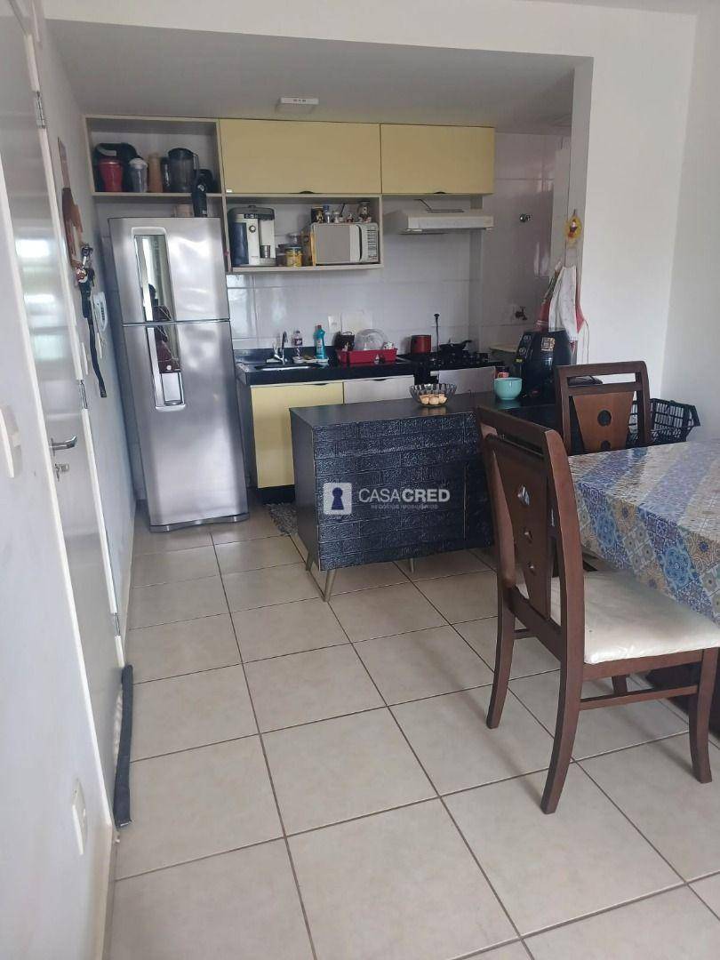 Apartamento à venda com 2 quartos, 47m² - Foto 2