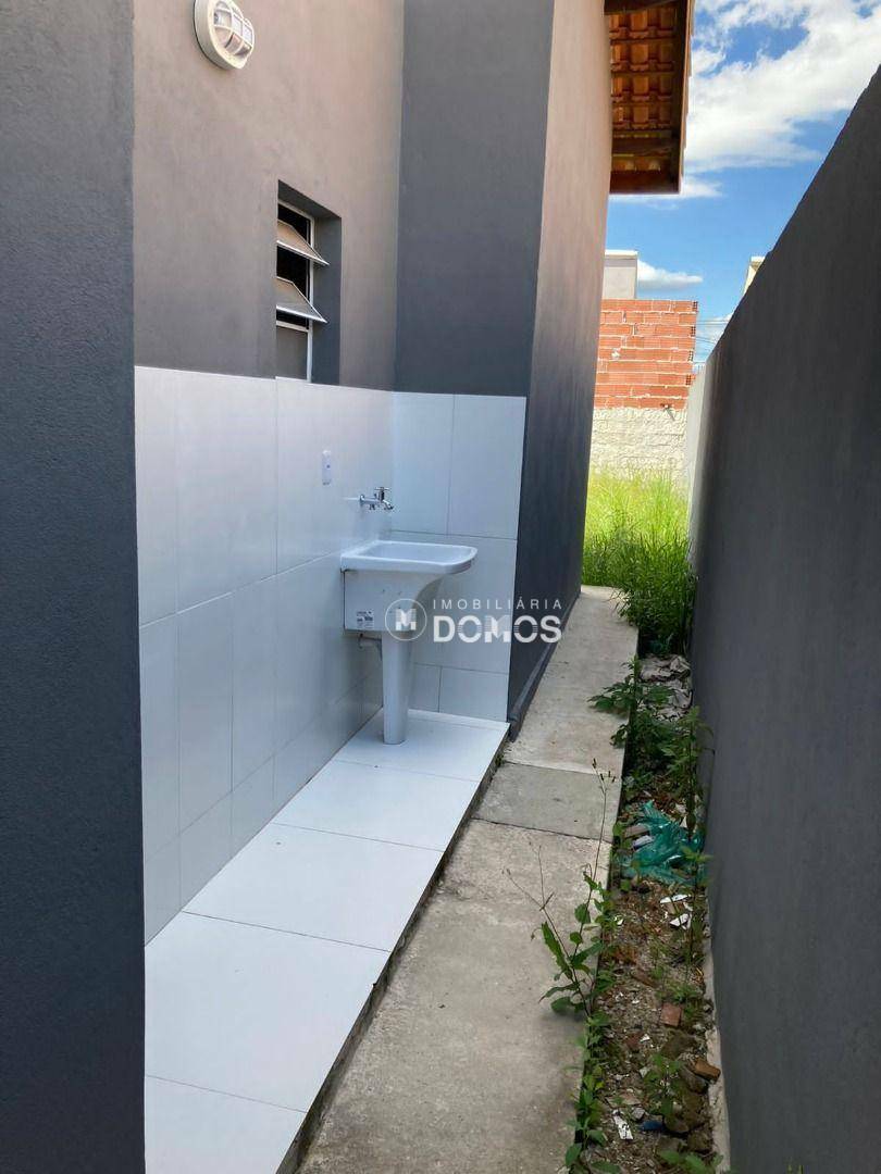 Casa à venda com 2 quartos, 57m² - Foto 16