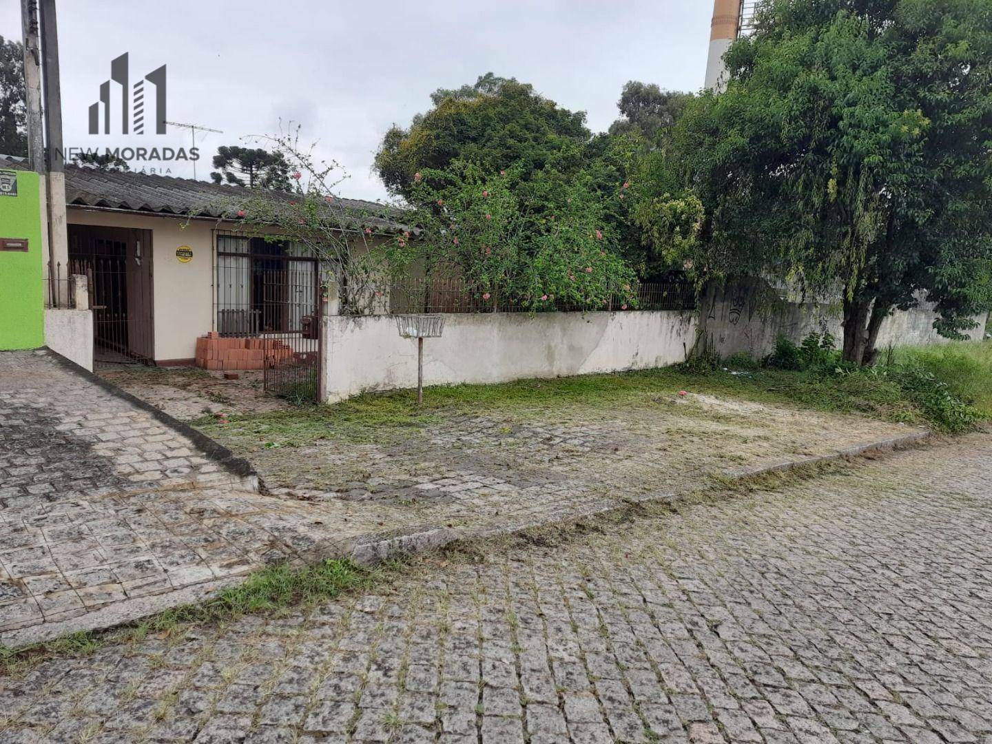 Casa à venda com 4 quartos, 143m² - Foto 2