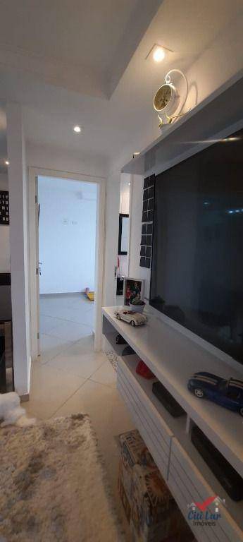 Apartamento para alugar com 2 quartos, 64m² - Foto 20