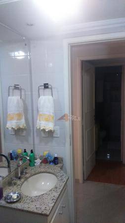 Apartamento à venda com 2 quartos, 61m² - Foto 19