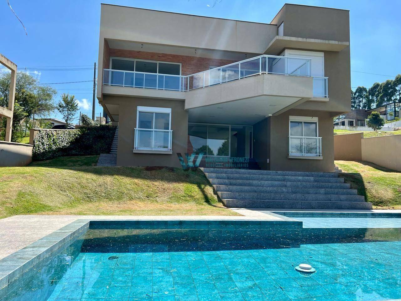 Casa à venda e aluguel com 4 quartos, 305m² - Foto 7