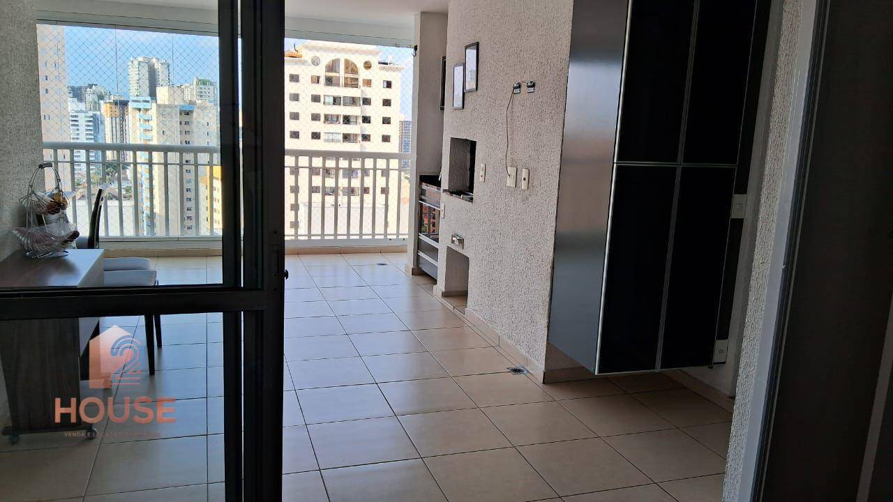 Apartamento para alugar com 4 quartos, 125m² - Foto 1