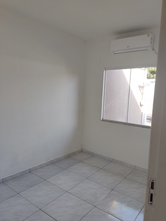 Casa à venda com 3 quartos, 50m² - Foto 16