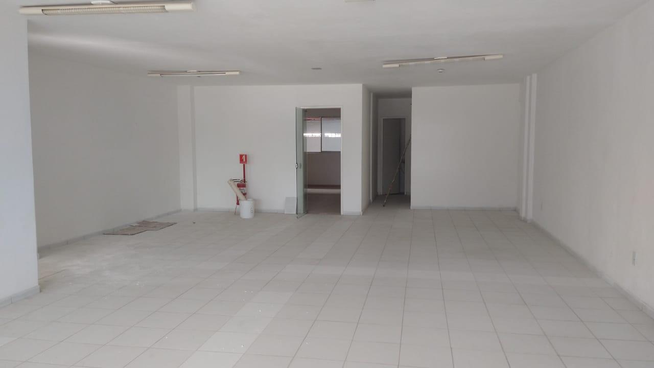 Depósito-Galpão-Armazém para alugar com 1 quarto, 2000m² - Foto 8