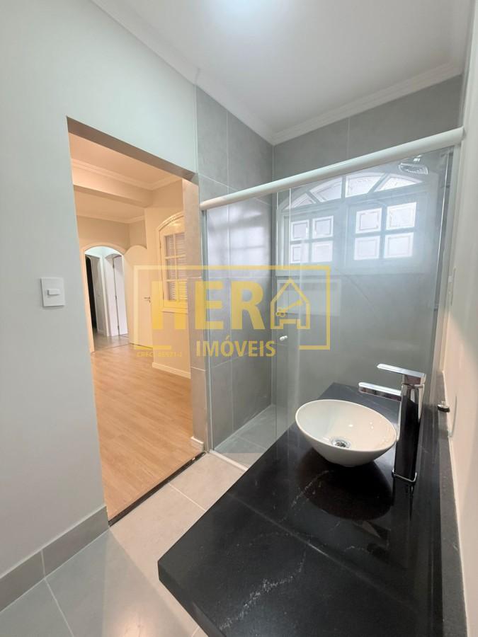 Casa de Condomínio à venda, 220m² - Foto 8