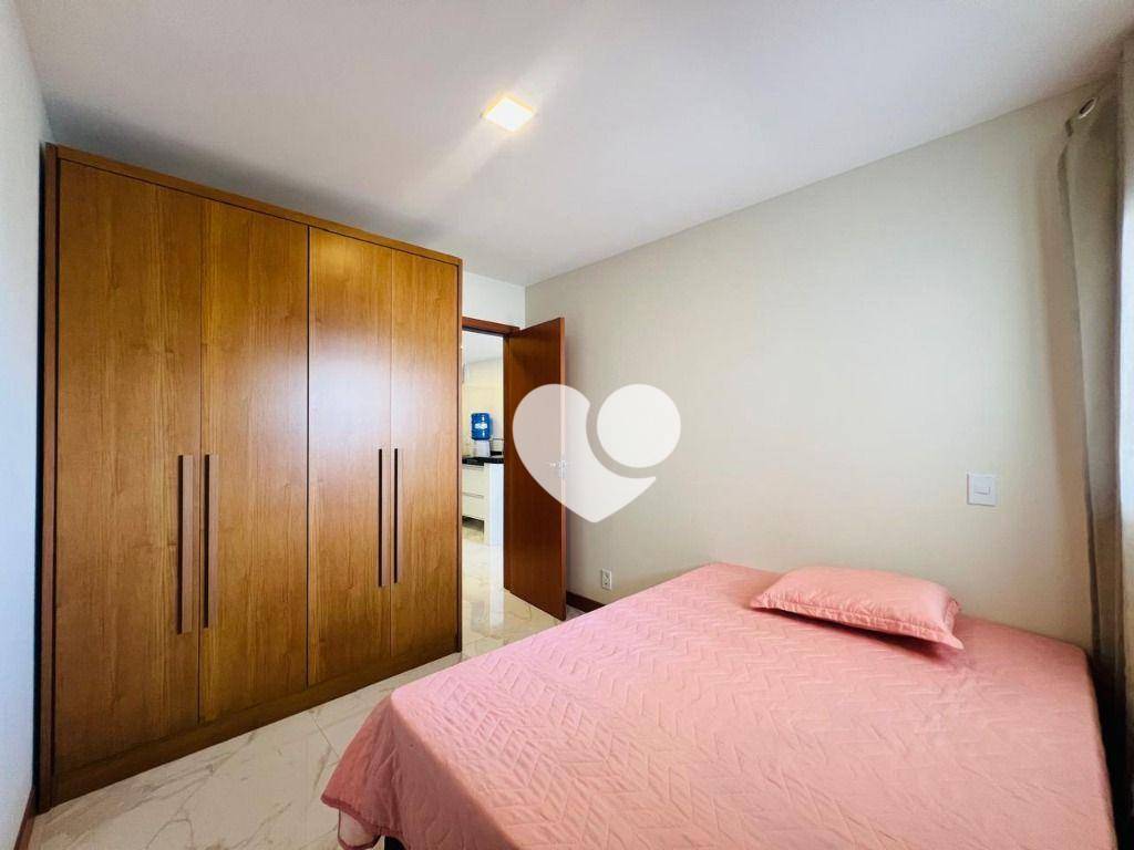 Apartamento à venda com 2 quartos, 72m² - Foto 12