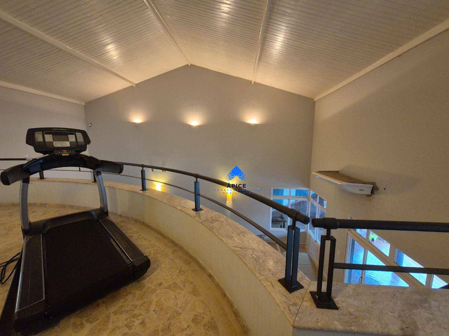 Casa à venda com 3 quartos, 560m² - Foto 17