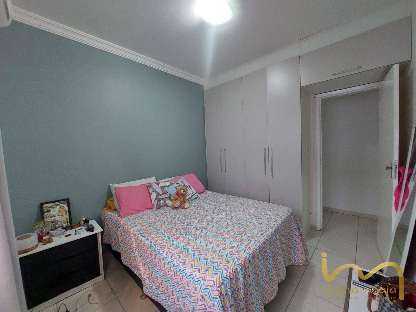 Apartamento à venda com 3 quartos, 100m² - Foto 13