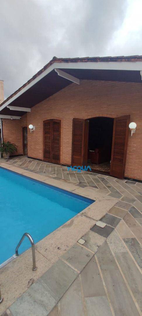 Casa de Condomínio à venda com 6 quartos, 200m² - Foto 22