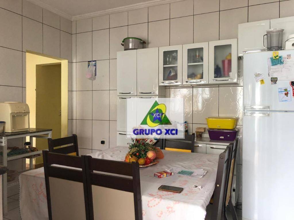 Casa à venda com 3 quartos, 300M2 - Foto 12