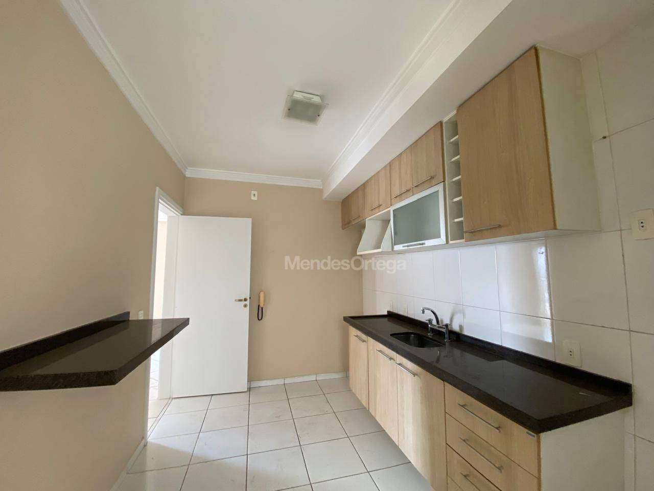 Apartamento para alugar com 2 quartos, 85m² - Foto 15