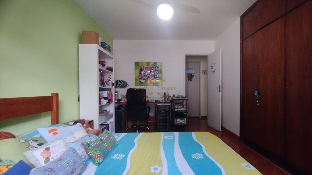 Casa à venda com 4 quartos, 170m² - Foto 15