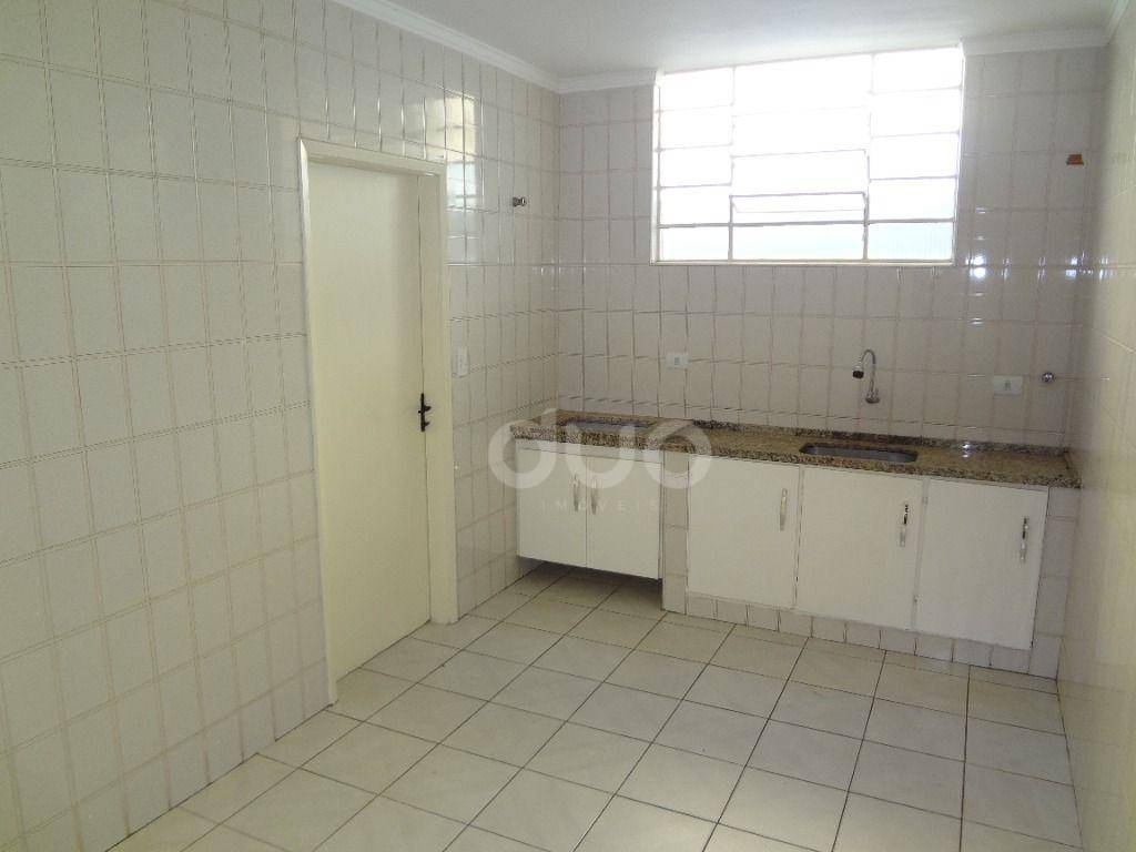 Casa para alugar com 3 quartos, 130m² - Foto 18