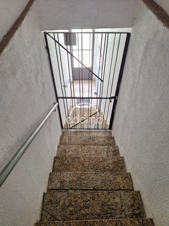 Casa para alugar com 1 quarto, 32m² - Foto 9