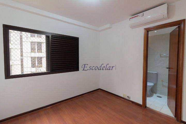 Apartamento para alugar com 4 quartos, 208m² - Foto 22