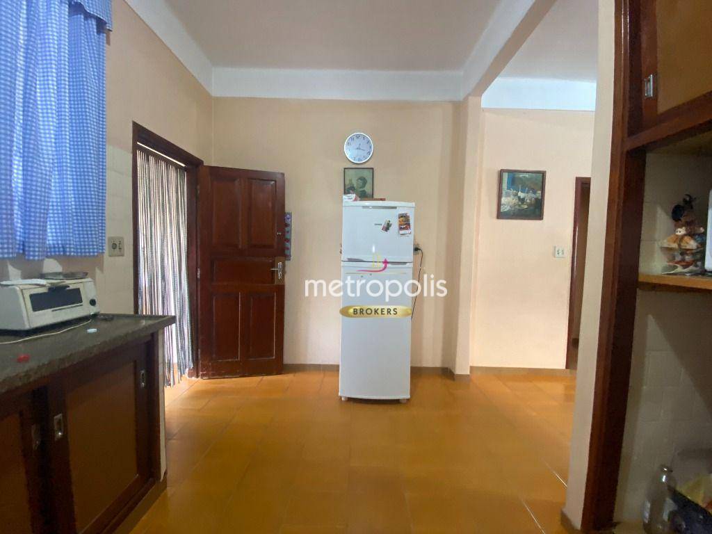 Casa à venda com 3 quartos, 258m² - Foto 10