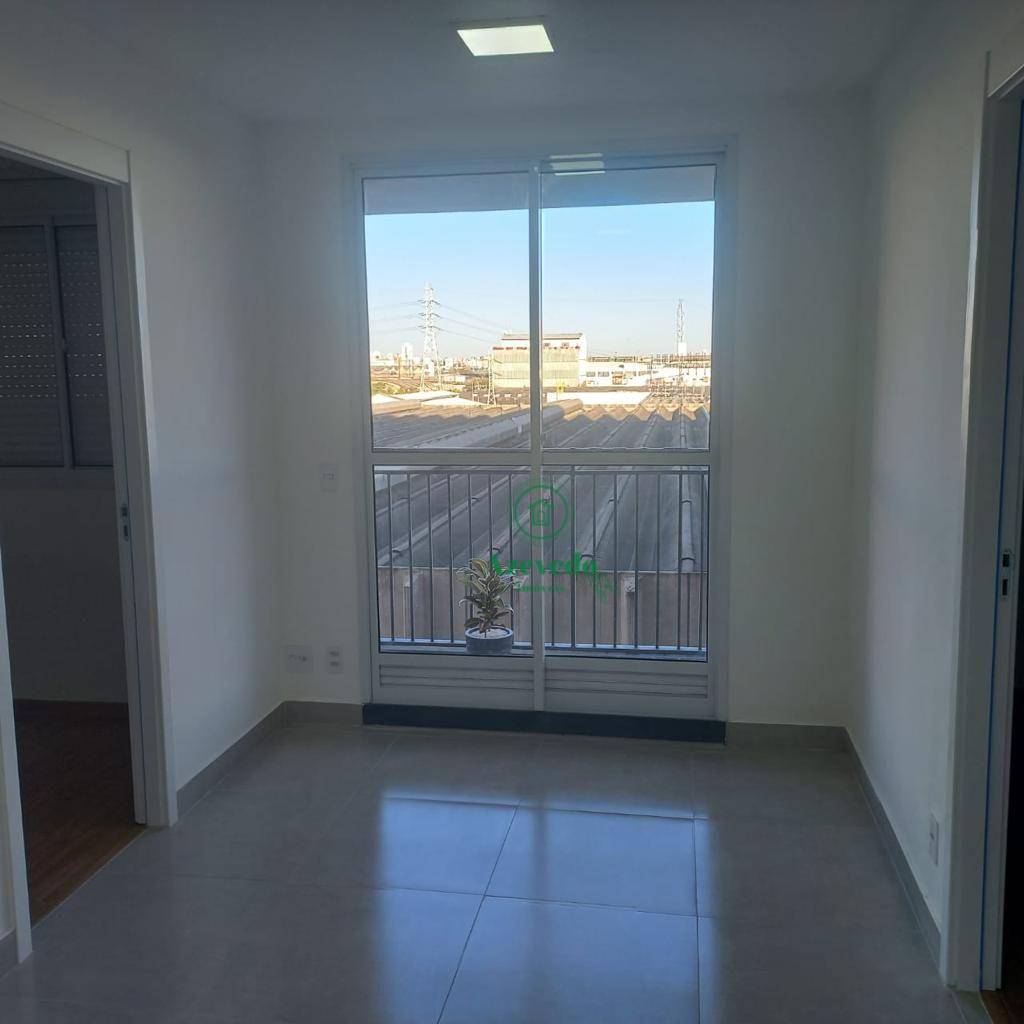 Apartamento à venda com 2 quartos, 37m² - Foto 3