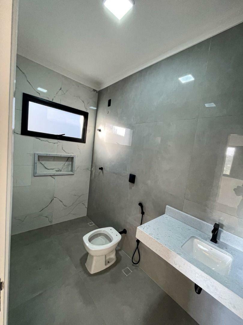 Sobrado à venda com 3 quartos, 238m² - Foto 34