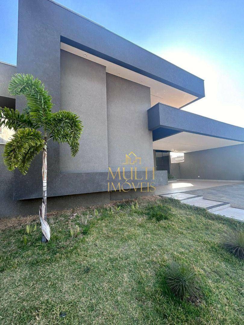 Casa de Condomínio à venda com 3 quartos, 244m² - Foto 1