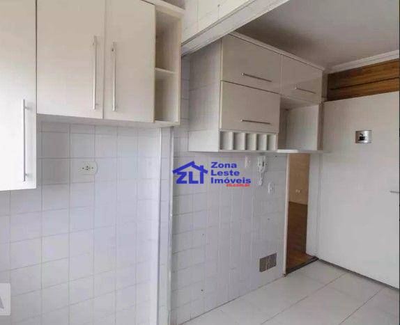 Apartamento à venda com 2 quartos, 65m² - Foto 3