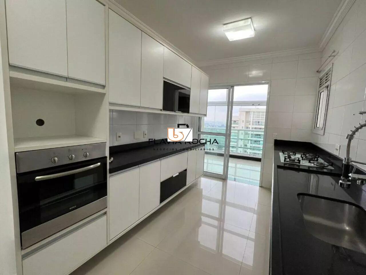 Apartamento para alugar com 3 quartos, 202m² - Foto 14