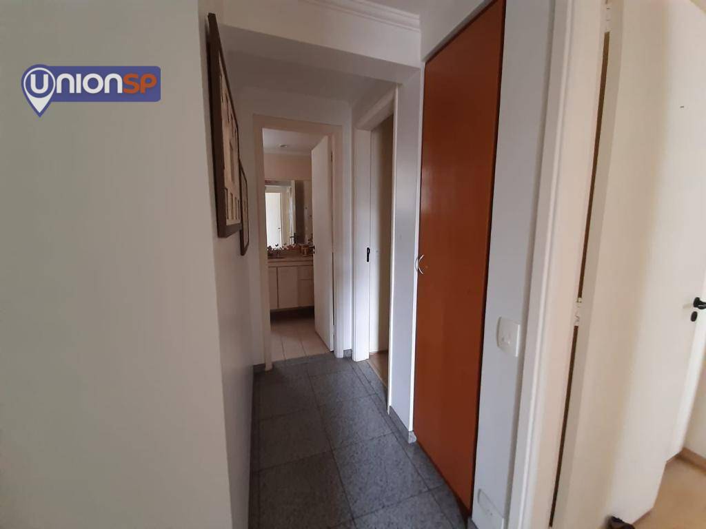 Apartamento à venda com 3 quartos, 96m² - Foto 7