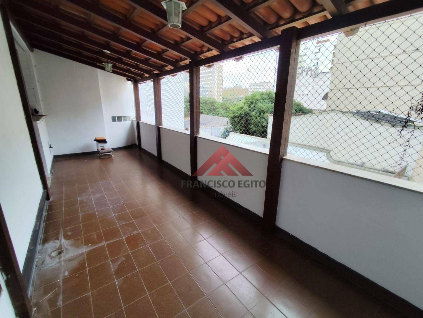 Apartamento à venda com 3 quartos, 121m² - Foto 19