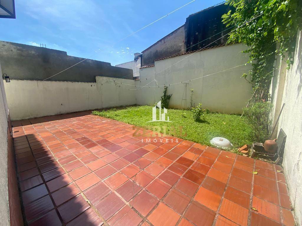 Sobrado à venda e aluguel com 4 quartos, 265m² - Foto 35