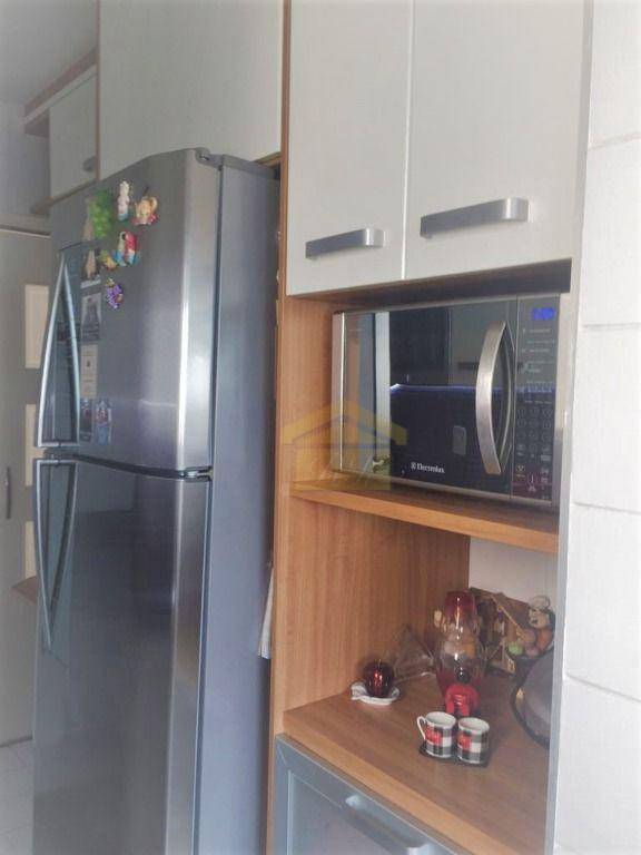 Apartamento à venda com 3 quartos, 68m² - Foto 7