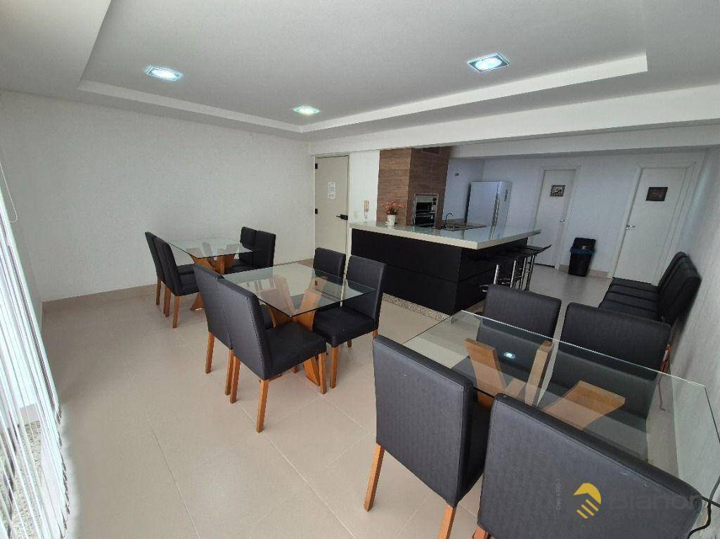 Apartamento para alugar com 2 quartos, 64m² - Foto 21