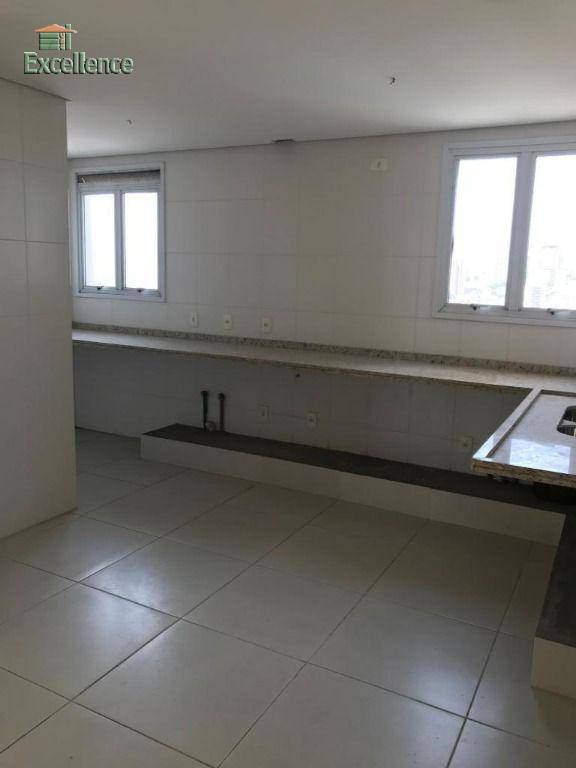 Apartamento à venda com 4 quartos, 213m² - Foto 5