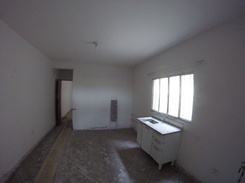 Casa à venda com 4 quartos, 180m² - Foto 23