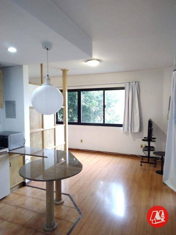 Apartamento à venda com 1 quarto, 40m² - Foto 3