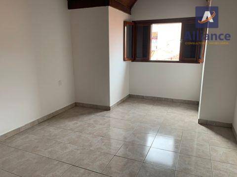 Casa à venda e aluguel com 3 quartos, 270m² - Foto 11