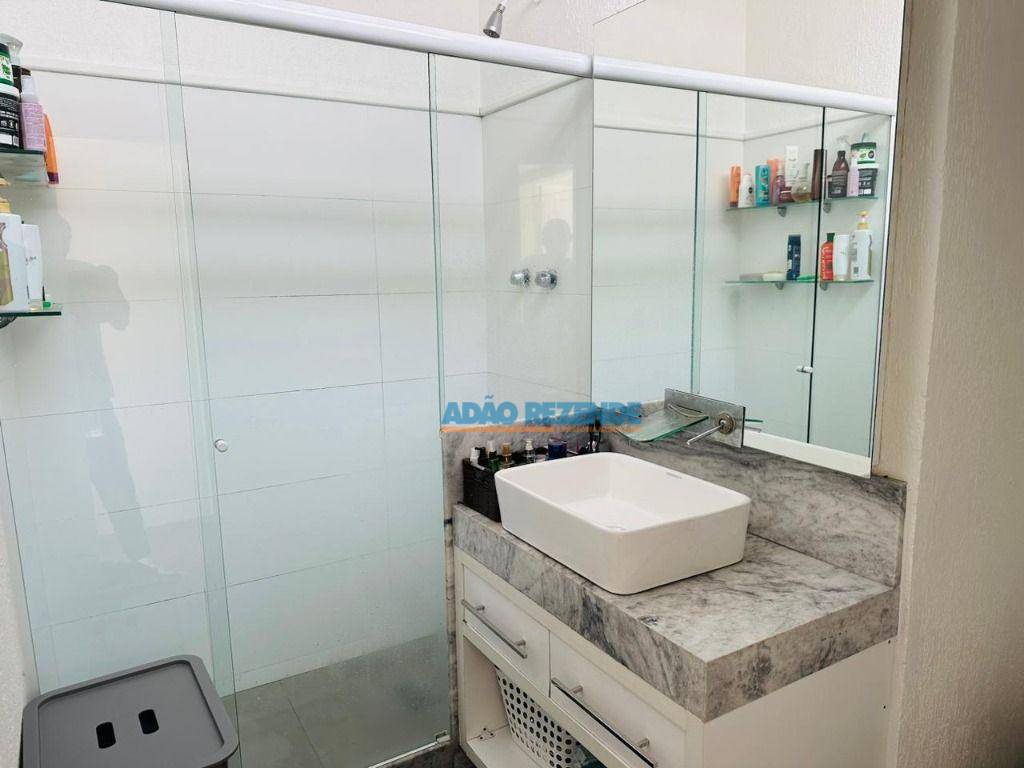 Apartamento à venda com 2 quartos, 75m² - Foto 14