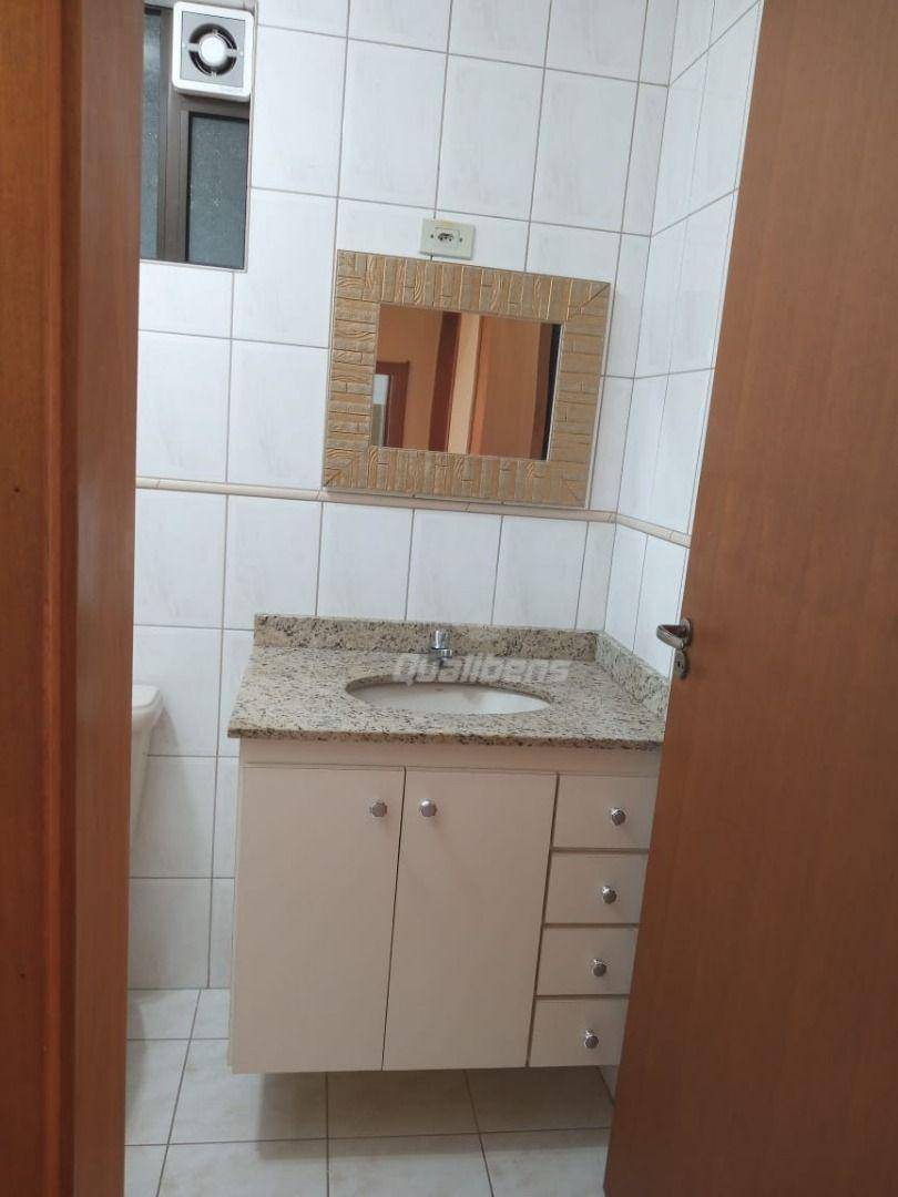 Apartamento para alugar com 3 quartos, 95m² - Foto 19