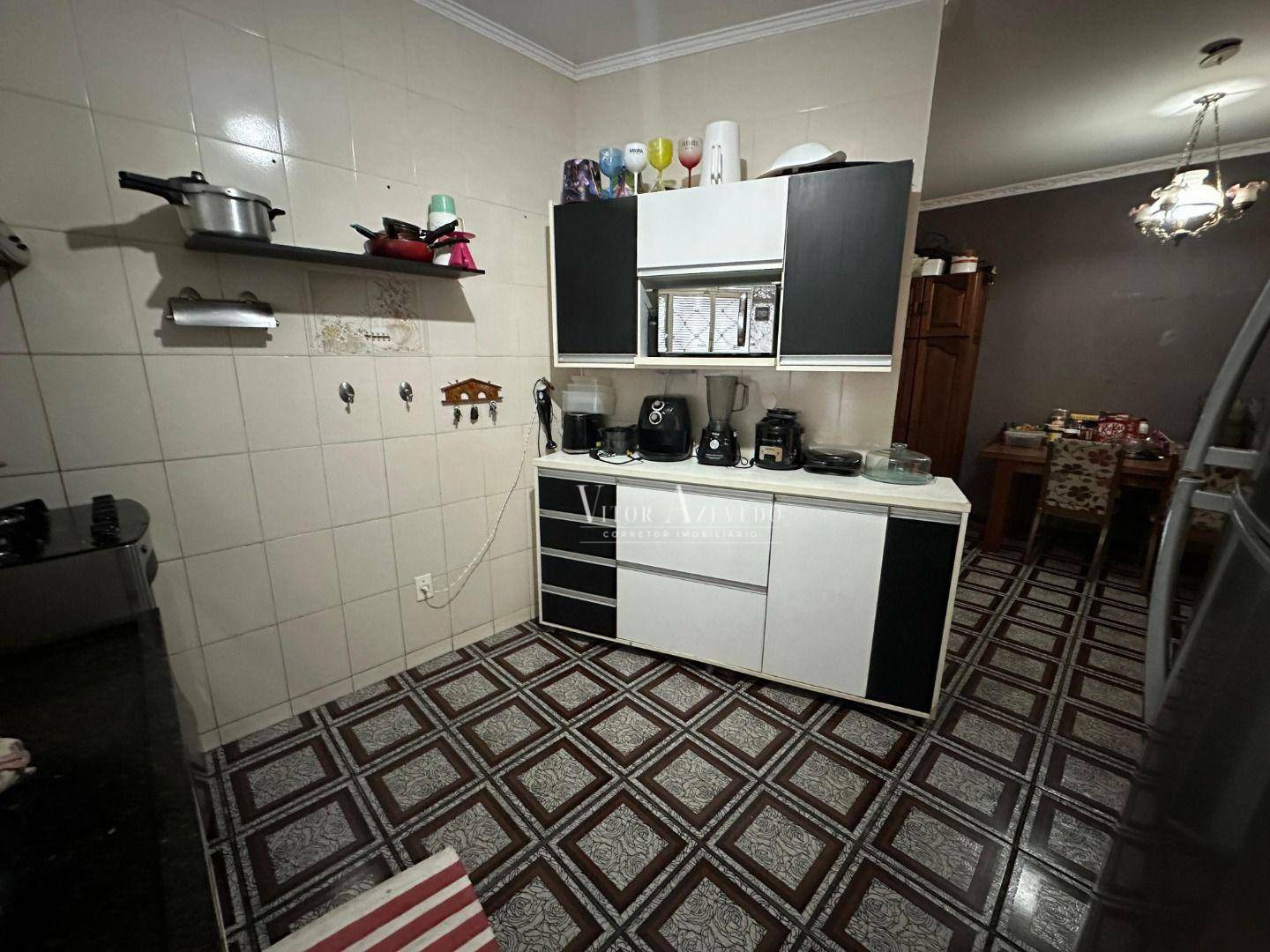 Casa à venda com 3 quartos, 500m² - Foto 5