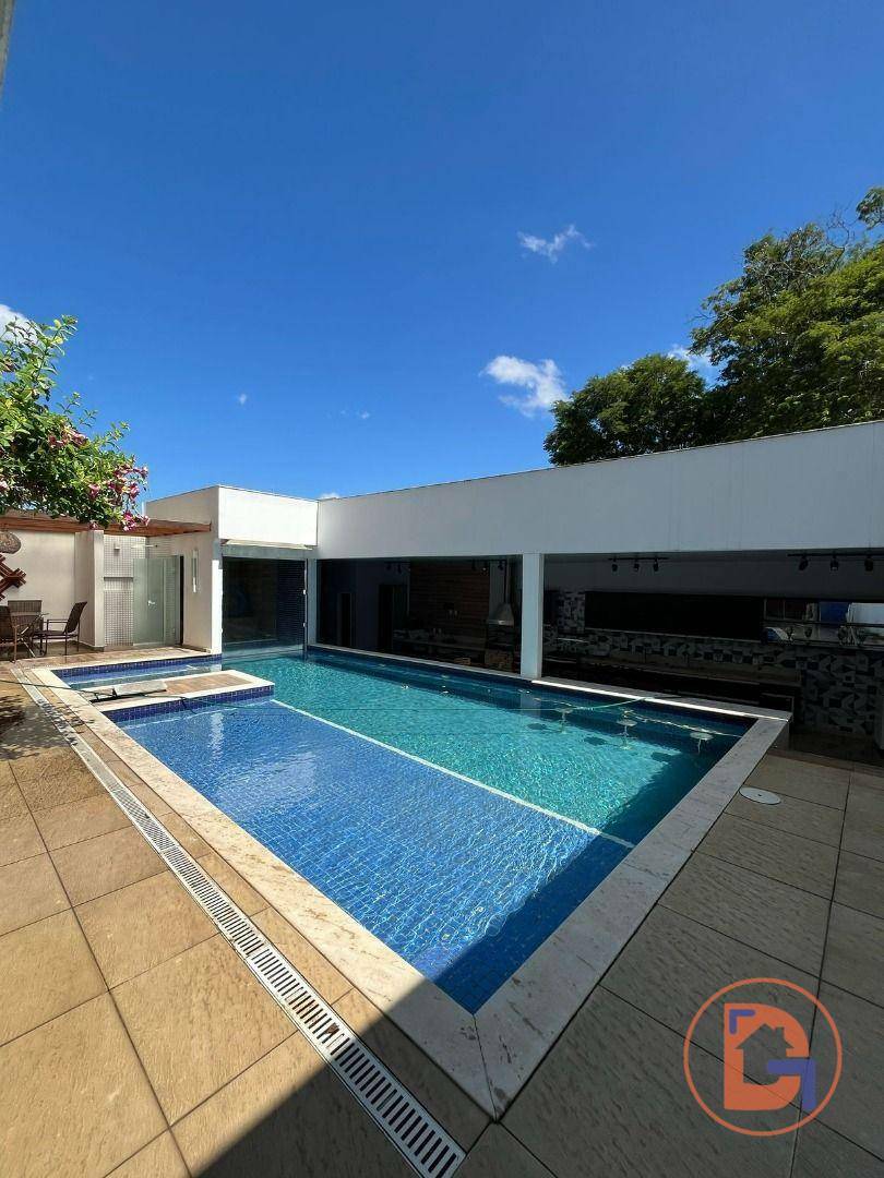 Casa à venda e aluguel com 6 quartos, 216m² - Foto 57