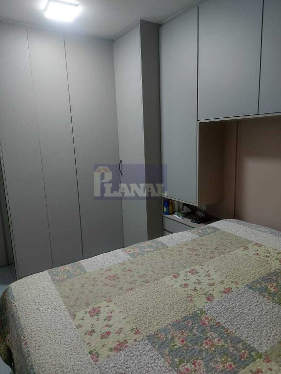 Apartamento à venda com 2 quartos, 63m² - Foto 8