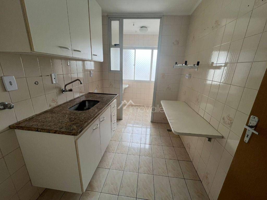 Apartamento para alugar com 2 quartos, 63m² - Foto 4