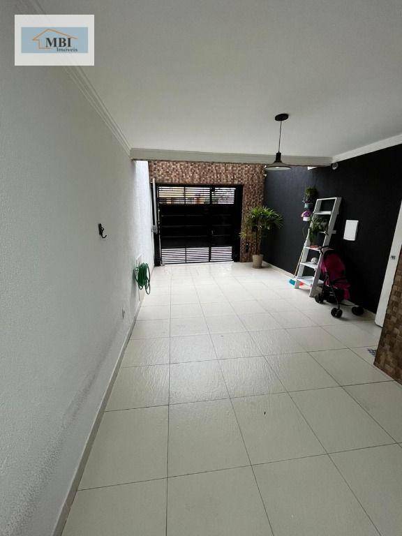 Sobrado à venda com 4 quartos, 200m² - Foto 27