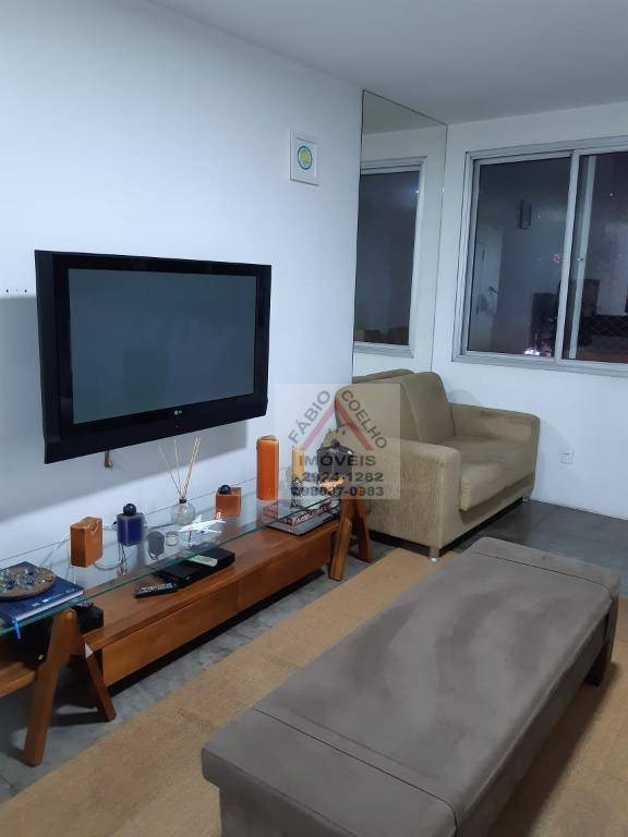 Apartamento à venda com 3 quartos, 107m² - Foto 1