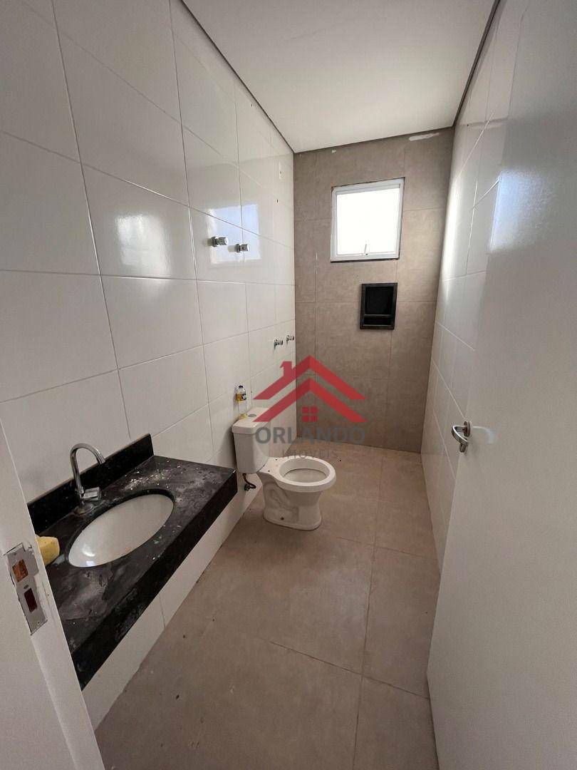 Casa à venda com 2 quartos, 62m² - Foto 6