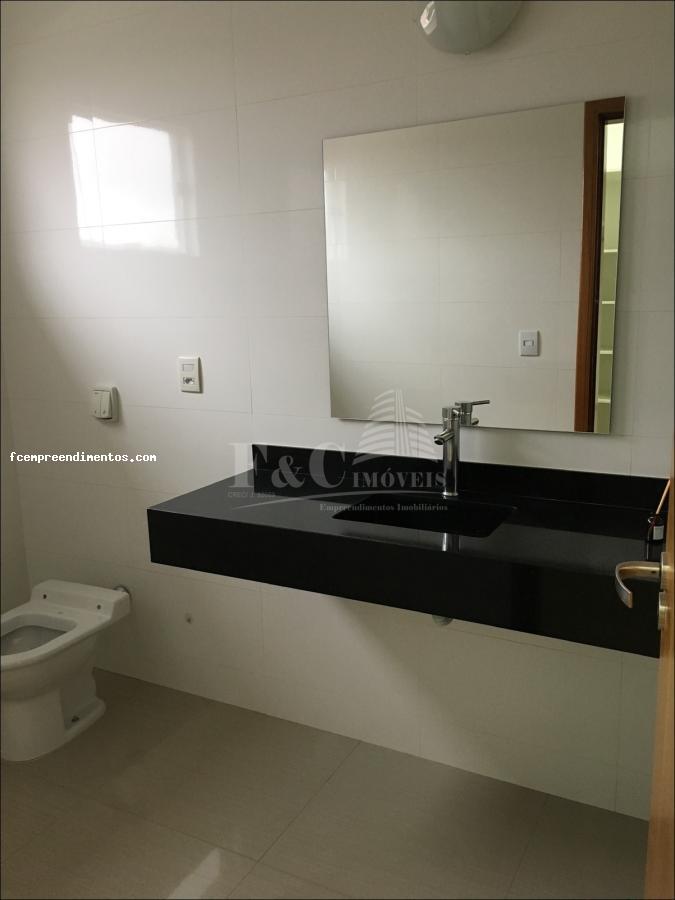 Casa à venda com 3 quartos, 250m² - Foto 20