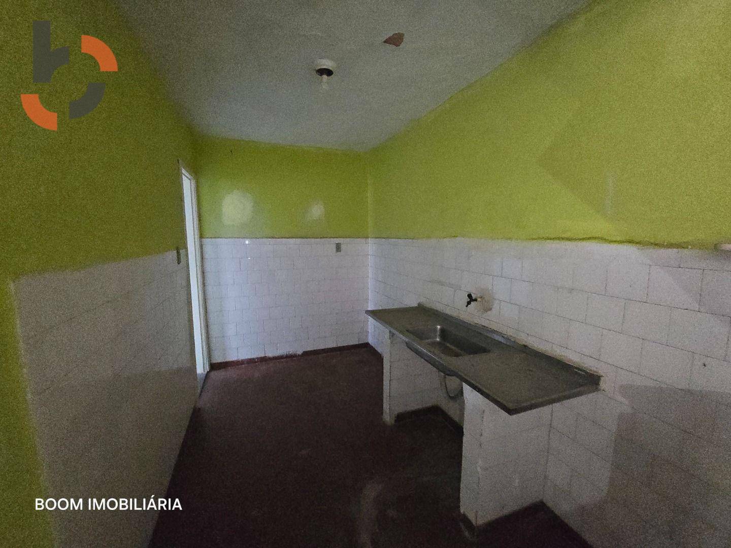 Casa à venda com 2 quartos, 98m² - Foto 9