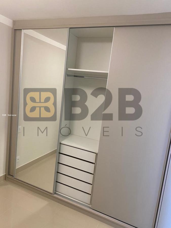 Apartamento à venda com 3 quartos, 96m² - Foto 11