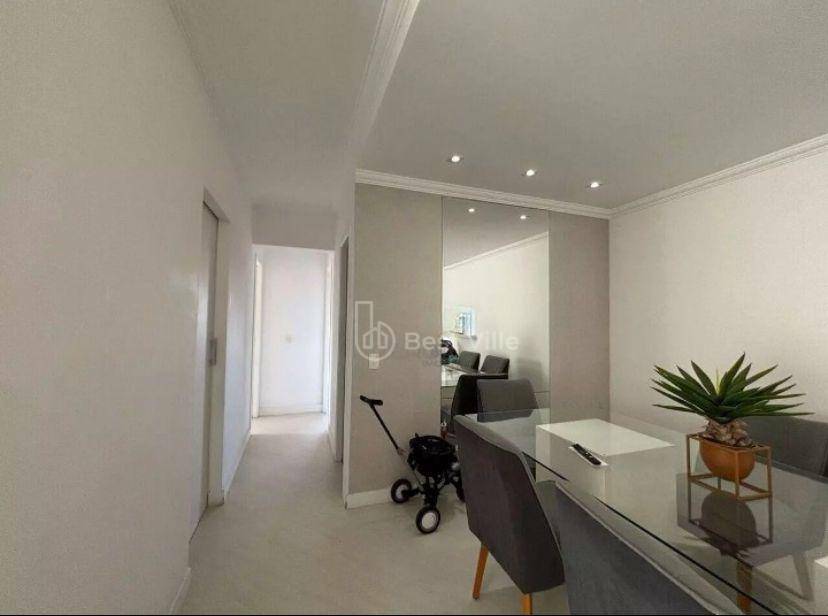 Apartamento para alugar com 3 quartos, 110m² - Foto 7