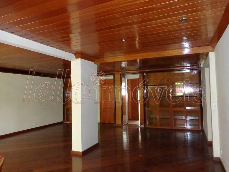 Apartamento para alugar com 2 quartos, 160m² - Foto 3