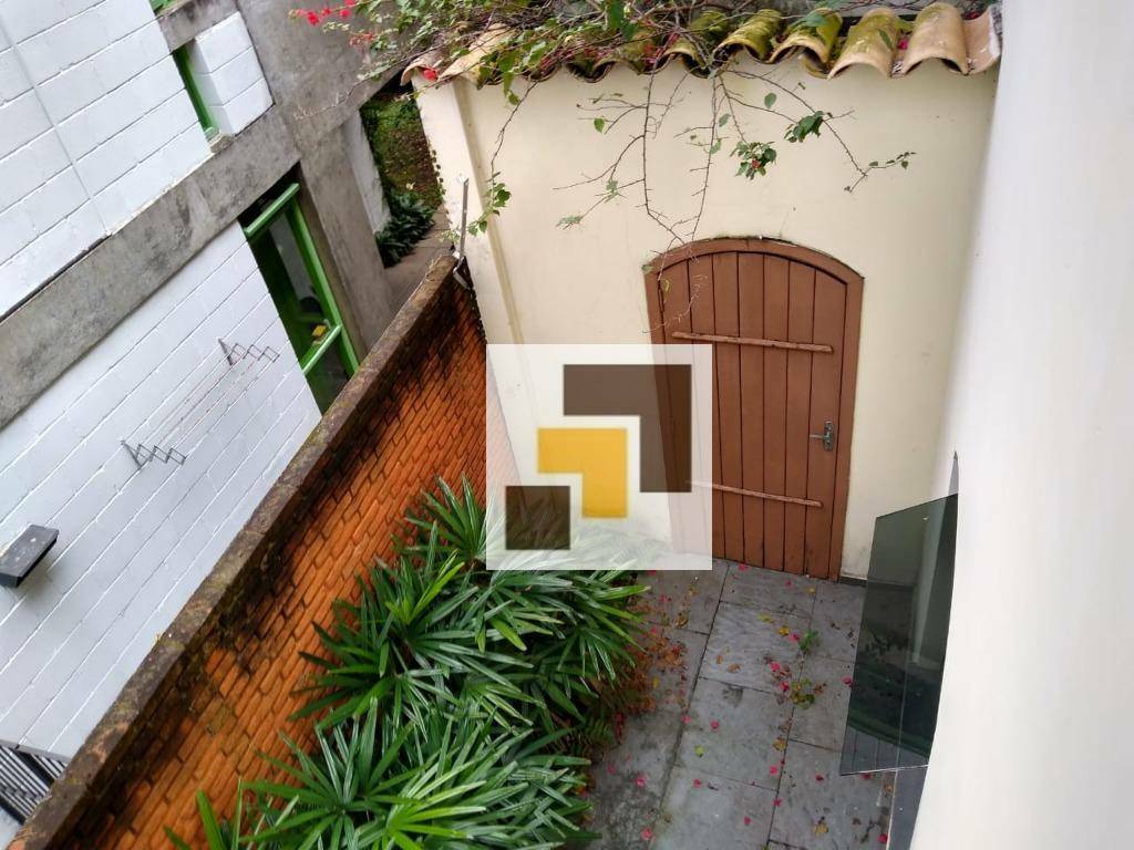 Sobrado à venda e aluguel com 4 quartos, 440m² - Foto 24